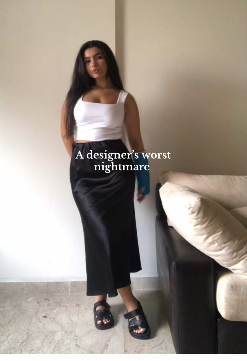 Off duty for a month 🪡🧵 #mariasammour #fashiondesign #fashiondesigner #fashiontiktok #caraccident 