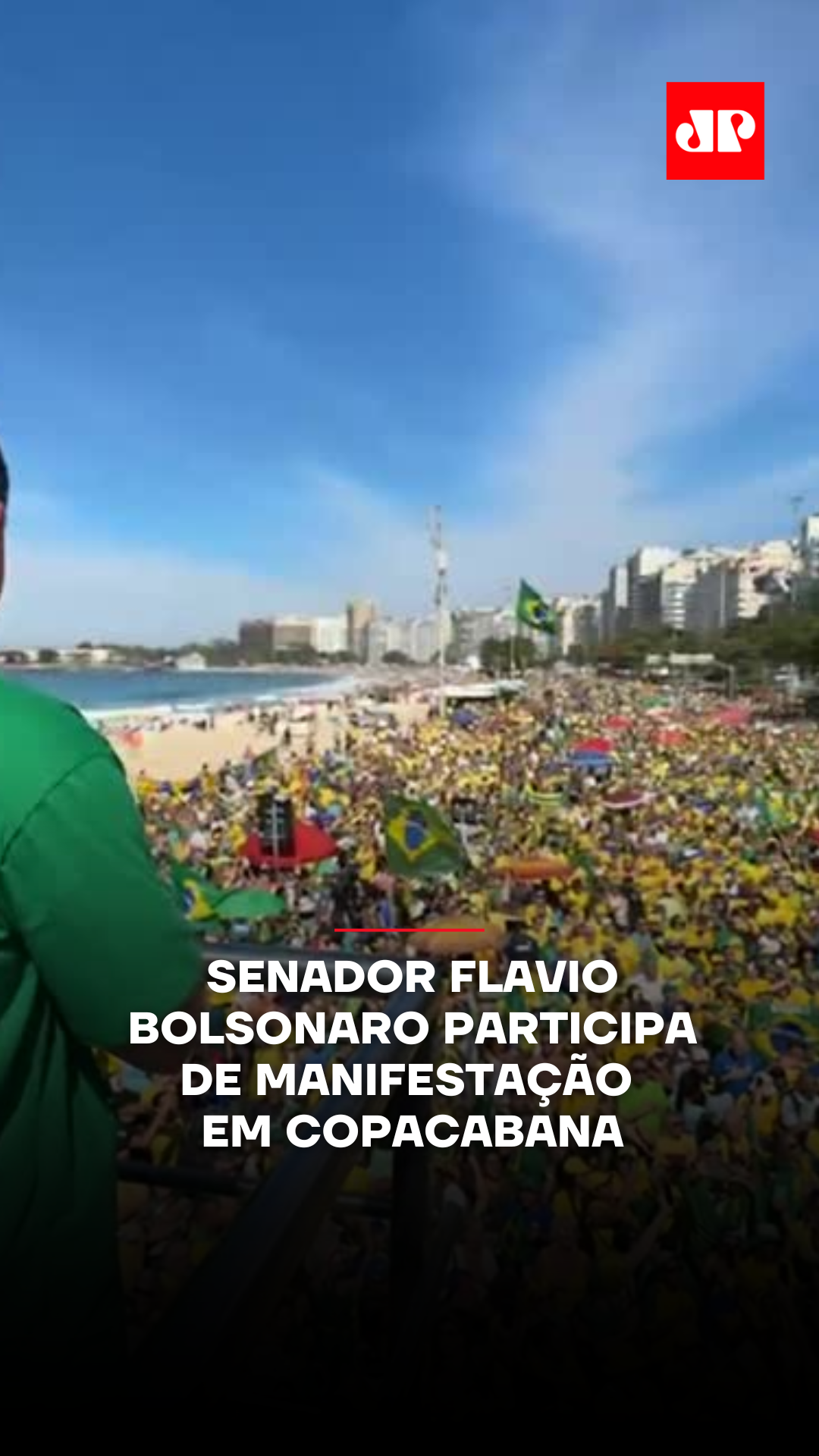 O senador Flávio Bolsonaro (PL-RJ) participou, na manhã deste domingo (03), de uma manifestação em apoio ao ex-presidente Jair Bolsonaro, na orla de Copacabana, no Rio de Janeiro. Em seu discurso, Flávio acusou o ministro do STF, Alexandre de Moraes, de 