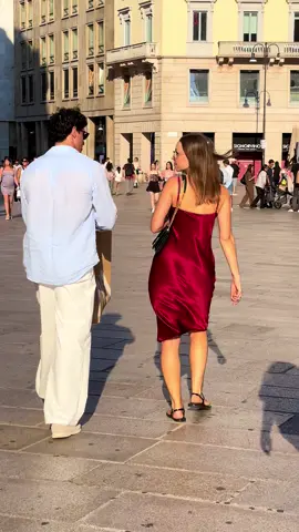 أصعب حاجة عملتها في حياتي كانت إني أخد رقم ست متجوزة لاعب كورة في ميلان.😍