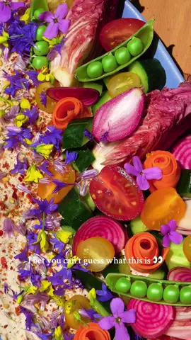 HONESTLY I was planning on posting the full recipe today but it’s SO beautiful I feel like I neeeeeeded to tease it an extra day 😭😭 drop your best guesses as to what we’re looking at 👇 and come back tomorrow for the full recipe 🤍 #beautifulfood #highproteinvegan #highfiberdiet #foodstylist #eatpretty #eattherainbow #sonyfx3 