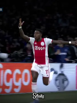 Crazy celebrations💀🔥#fyp#football#fyppppppppppppppppppppppp#Soccer#edit#crazy#celebration#promes#roney#wayne#ribery#viral#wirtz  