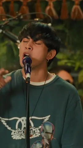 Kahit saan mapunta hinahanap ko ang yung mukha at baka biglang magkita pa tayo sa QC, sa UP sa kalsada ng BGC #creditstotheownerofthisvideo #maki #saan 