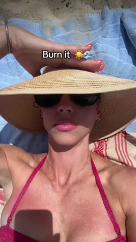 Vacation goals  #beachvibes #over40mom #beachlife #cruiseshiplife #royalcaribbean #uv10  #tannedskin #suntan #tanlinescheck 
