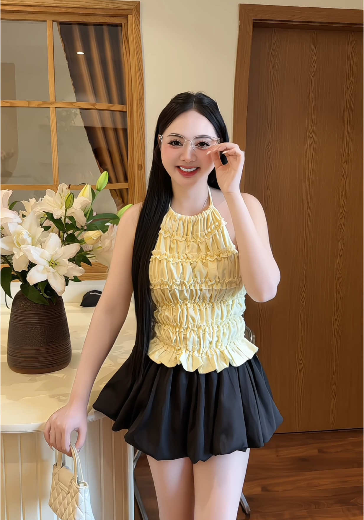 Áo xinh e để góc trái màn hình nha 😛 @Trang Mun Trendy 🎀 #xuhuongtiktok #xuhuong #trangmun #fyp #thoitrang #viral #thoitrangtiktok #trending 