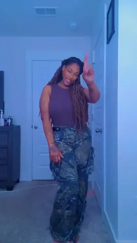 Happy Mutha Fukn birthday to ME!!! ♌️🥳🥰🤸🏾‍♀️🥂💐