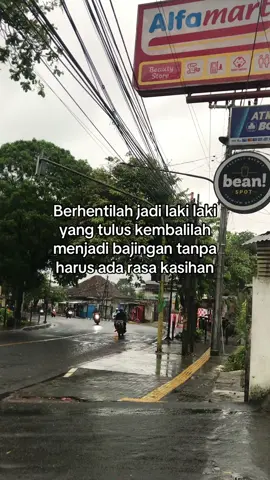 Sebab laki laki akan selalu salah di mata wanita