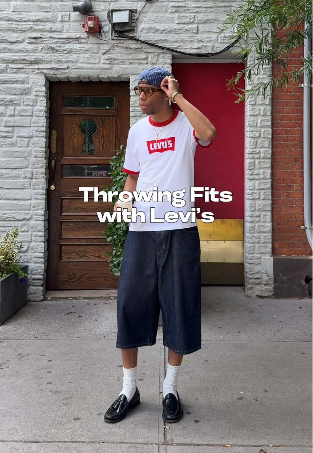 Nothing better than some good summer essentials with @Levi’s #LevisPartner