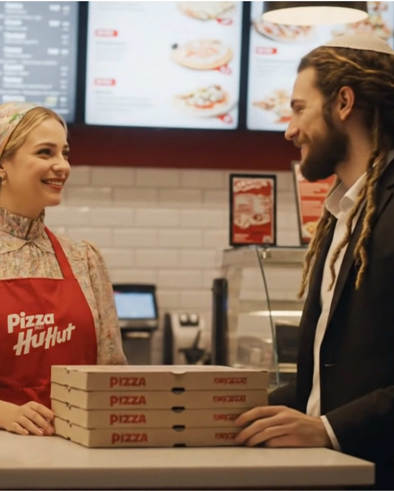 #בינה_מלאכותית #בדיחות #צדקה #פיצההאט #פיצה #pizzahut #catfish #israel #pizza #aijokes #asmr #ai #viral #fyp 