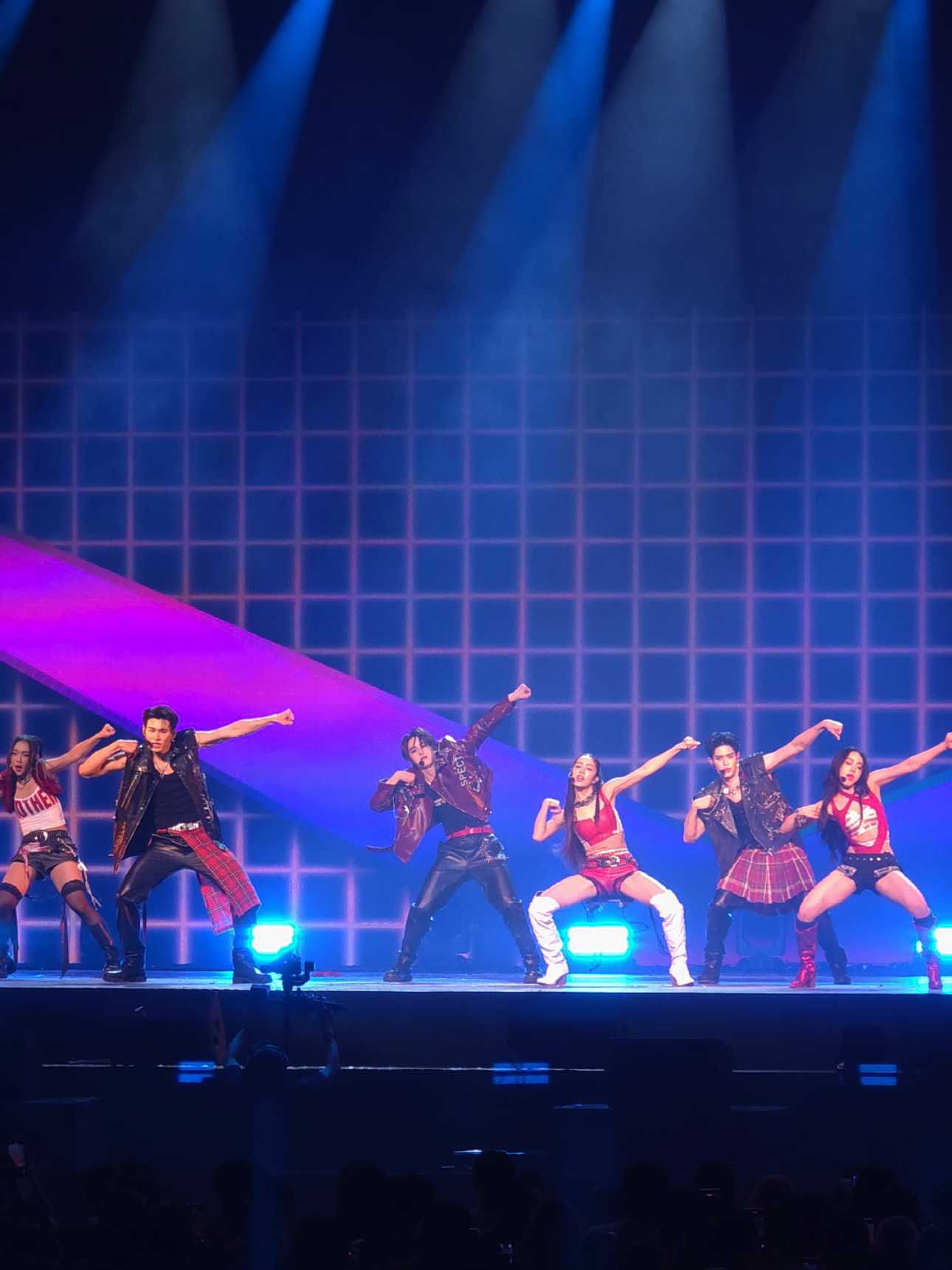 เมนแดนซ์โคตรโหด โคตรอันตราย 🤯🫨🔥 #Mind4EVE #Fai4EVE #Punch4EVE  #JuniorATLAS #NiceATLAS #TadATLAS  #XOXOmultiverse  #SUNSUPresentsXOXOmultiverseConcert 