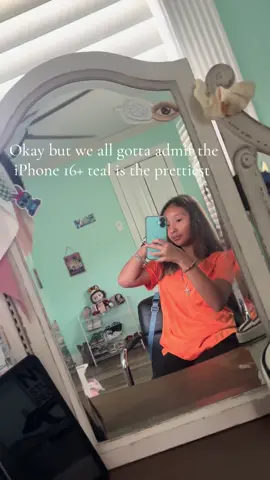 The iPhone 16+ teal is beautiful #iphone #iphone16plustealcolour💚 #iphone16 #fypシ゚viral #fyppppppppppppptoEVERYONE 