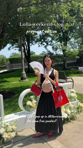Hey Chicago! Check out @LOFT pop up event in Millennium Park for some free goodiesss #summerofLOFT #lollapalooza #lolla #Vlog #chicagocontentcreator 