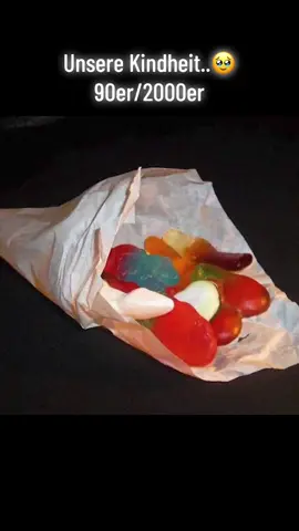 ⚫️ Unsere Kindheit 90er/2000er..🥹 Es waren die schönsten und unvergesslichsten Zeiten.. #fyp #fürdich #nostalgia #2000s #ifyouknowyouknow #90skids #kindheit #vir #germany #deutschland #vira #nostalgic 