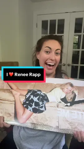 Stream Bite Me by my girl @reneé #reneerapp #biteme #signedvinyl #vinylunboxing #celebritycrush 