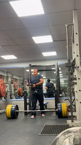 Deadlift and shit, gym wear from TikTok, check my showcase #deadliftmotivation #deadliftday 