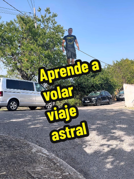 Aprende a volar saliendo de tu cuerpo, viaje astral a pesar irías tu? #tiktok #estadosunidos🇺🇸 #fyp #viajeastral 