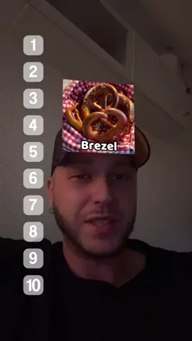 Maultaschen sind auch nur Ravioli 🤭 Deutsches Essen 🥨 Ranking. #fürdich #deutschesessen #foryou #thüringerklöse #fyp 