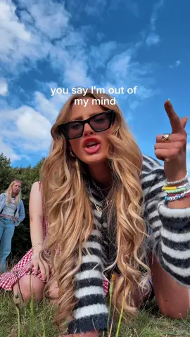 picnic with fan girlies is the best kind of picnic ⭐️💕👸🏼👸🏽 #bellahmae #newmusic #summersongs #cowgirl #countrymusic 