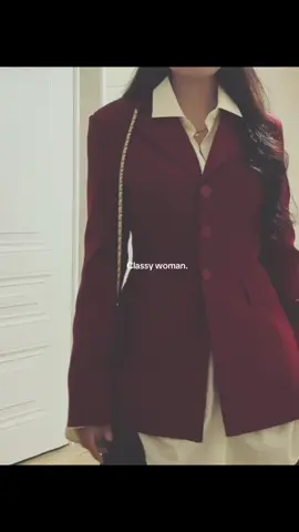 One spray.One look.Ready
