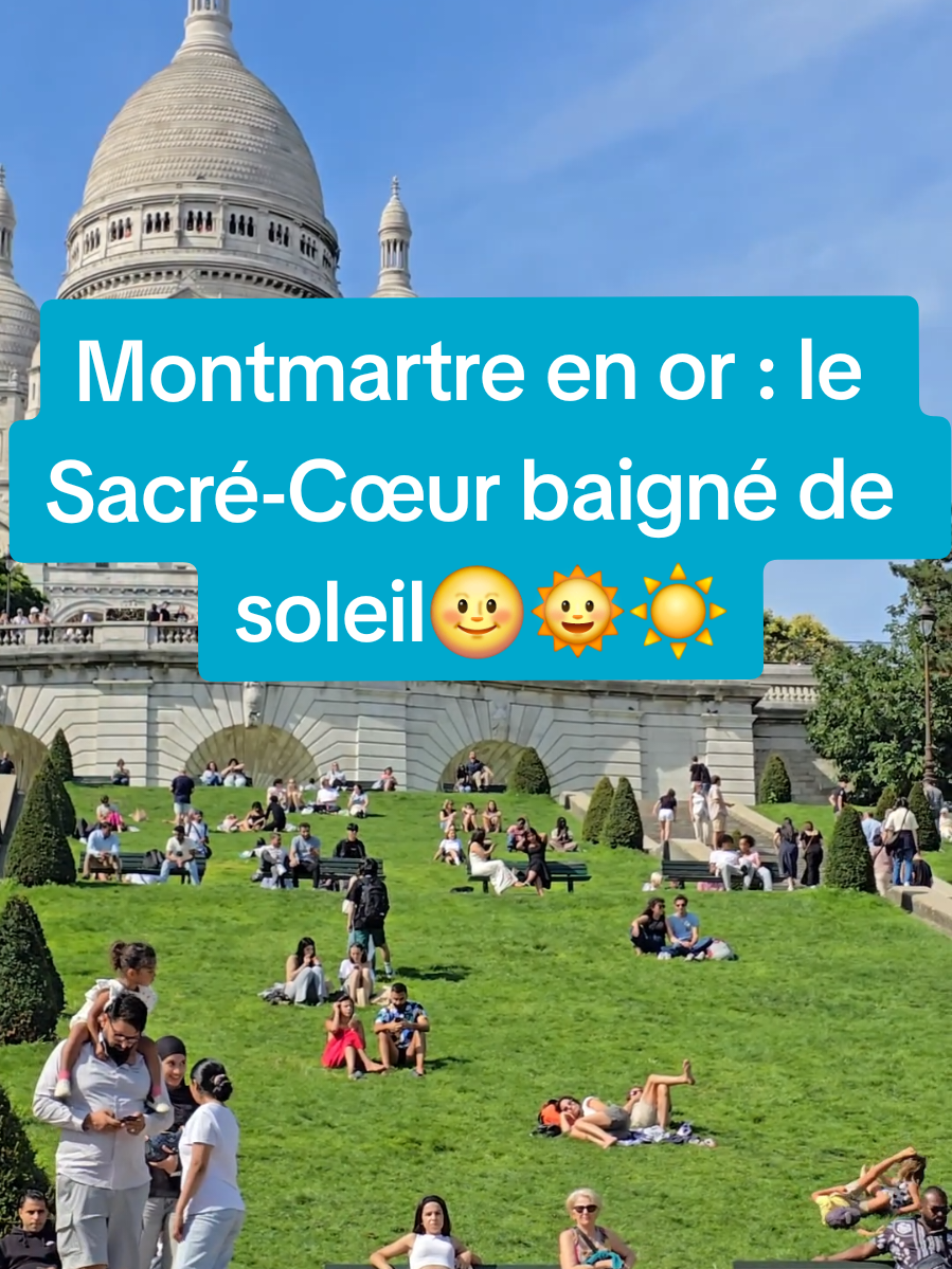 S’asseoir sur l’herbe autour du Sacré-Cœur, c’est l’un des plaisirs les plus simples et les plus beaux de Paris#Montmartre #SacreCoeur #ParisVibes #ParisMonAmour #SunsetInParis #tiktoktravel #CapCut 