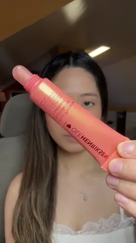 Another day another lippie! 💋 #fyp #olehenriksenliptreatment #olehenriksen #lippie #pout #makeup 