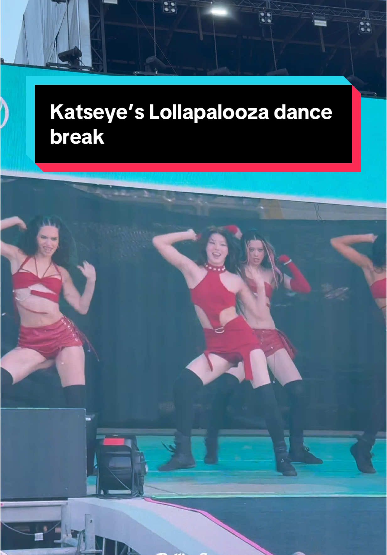 like omg @KATSEYE 😭😭😭 #katseye #katseye_sophia #katseye_daniela #katseye_yoonchae #katseye_lara #katseye_megan #katseyemanon #katseye_gnarly @Lollapalooza USA 