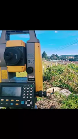 #topografia #nuevocauca #topcon #surveyor #chaflanes #maquinariapesada 
