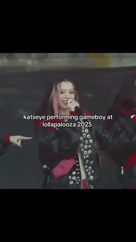 the choreo is so cvntyyy #katseye #gameboy #lollapalooza #kpop #pop #live #performance @KATSEYE  