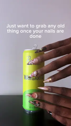 Press on nails are evolving 😍
