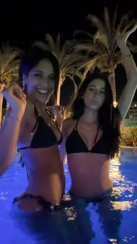 🌴 
