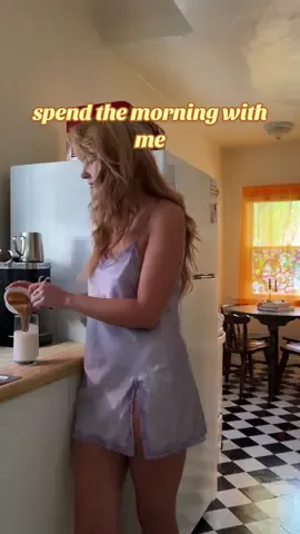 spend the morning with me! #shaghaircut #70sfashion #morningroutine #grwm #OOTD 