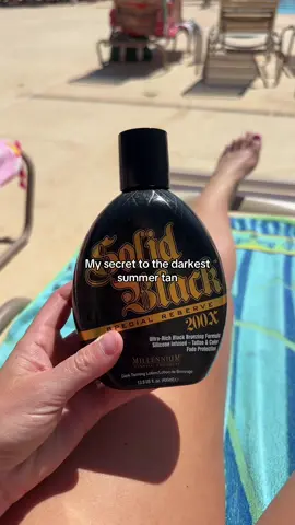 Yes, solid black tanning lotion isn’t only for the tanning bed! It can be used outdoors and gives you an amazing bronze glow @Millennium Tanning Products #tanning #tanninglotion #summertime 