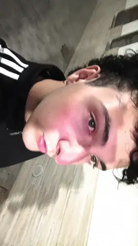 io sono questa e questa canzone sono io 