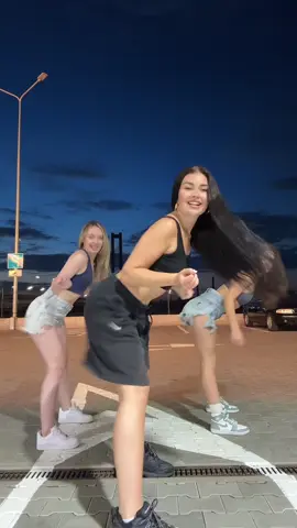😎