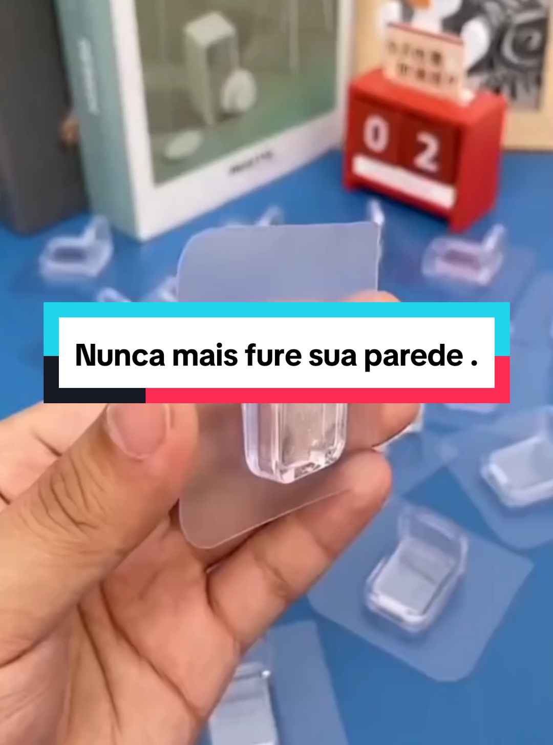 Nunca mais fure sua parede . #OrganizaçãoSemFuro #CasaPrática #DicaDoDia@TIK TOK SHOP 🛍🛍🛍  #TikTokShopBrasil #SuporteAdesivo 