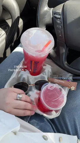 what’s your daily mom package look like?🤭( I know I need my nails done😭) #momaesthetic #momlife #politesocietylipgloss #noyz #dutchbrosh2o #momdrinkoftheday #viraldrinks #dutchdrink #summervibes @Polite Society Beauty @noyzfragrance @Dutch Bros Coffee 