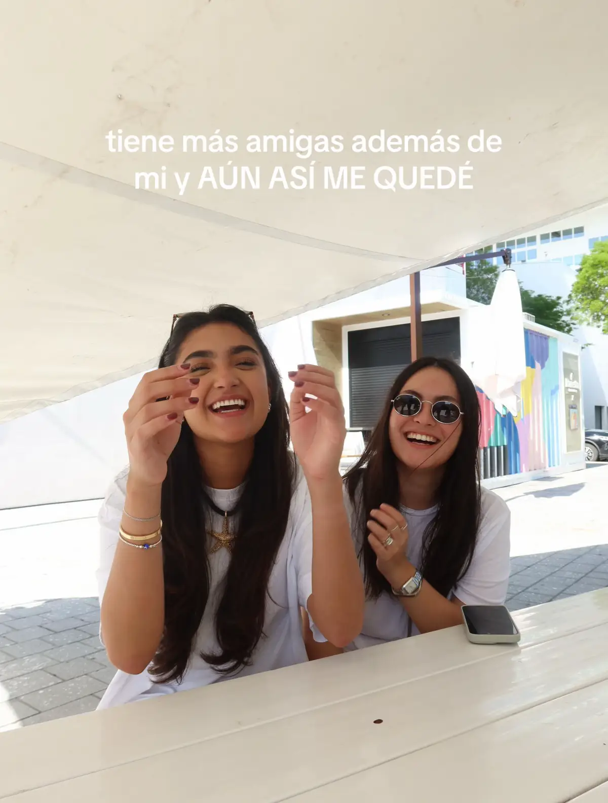 esta es la cuenta oficial de fans de sofía 