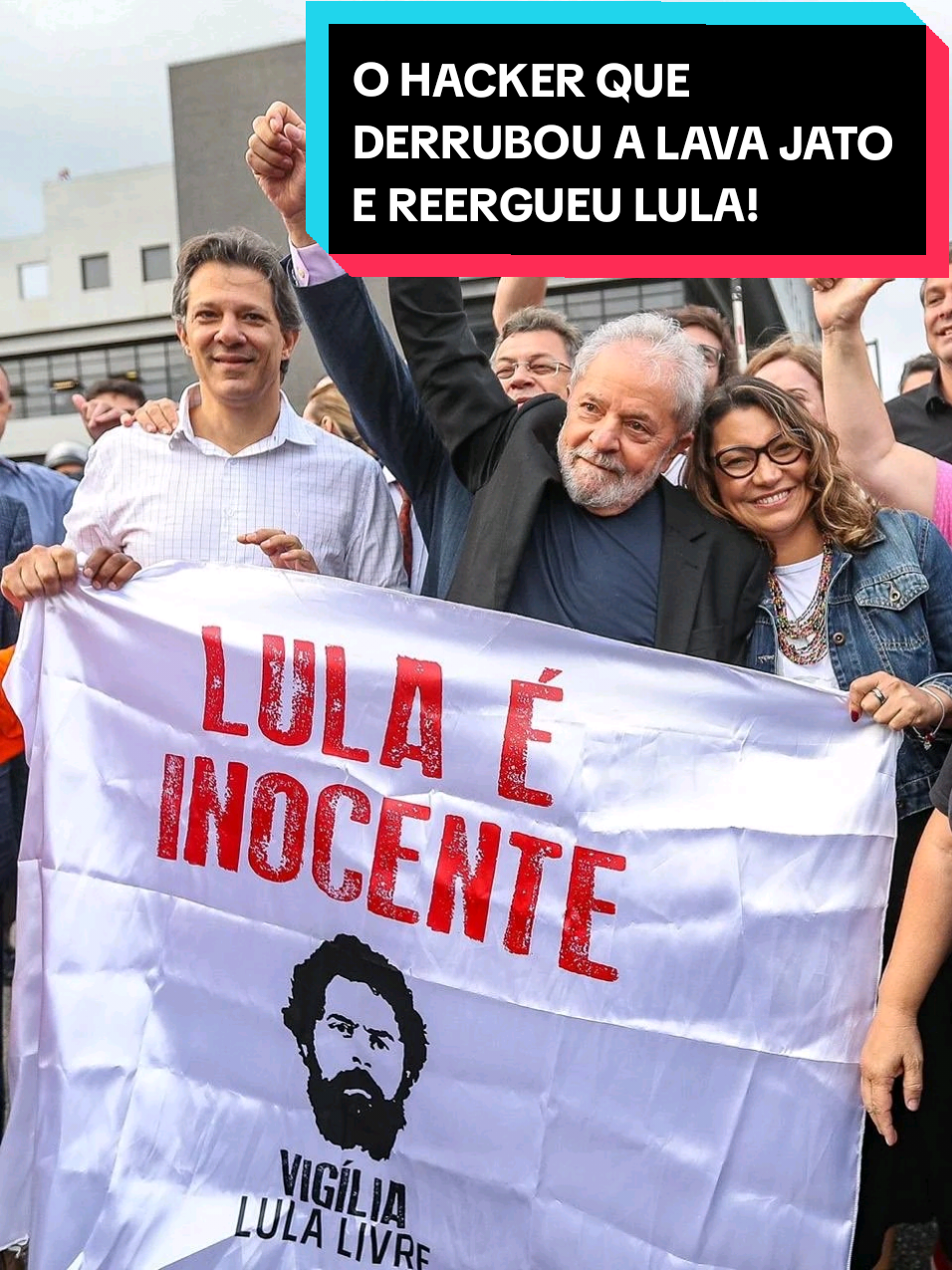 Você sabia que um hacker do interior de SP ajudou a anular a condenação do presidente Lula? 💻🇧🇷 Walter Delgatti Neto, o “hacker de Araraquara”, invadiu os celulares de procuradores da Lava Jato e do então juiz Sergio Moro. 📢 Siga o @3PoderesEm1Minuto e entenda os bastidores da política brasileira sem enrolação! #politica #lula #vazajato 