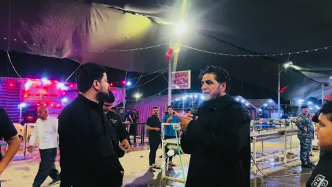 الأستاذ هاشم الغرباوي يقوم بنقل الزوار الإيرانيين لجميع العتبات المقدسة 