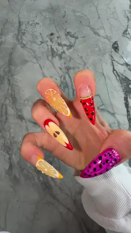 FRUIT NAILSS AHH