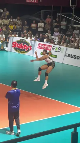 Samantha Cantada 💁🏻‍♀️ Best Player of the Davao City Leg! 🙌🏻 #fyp #foryou #tiktok #tiktoker #vollyeball #shakeyssuperleague #viral #nuladybulldogs 