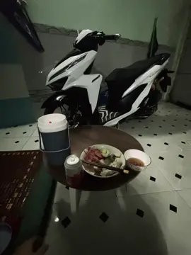 Đơn độc 🥰 #click150 #vario150 #xuhuongtiktok 