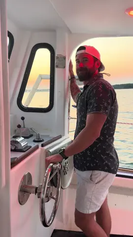 Ok but this sunset 🔥 #sunset #mainesunset #lobsterboat #captain #redsuninthesky 