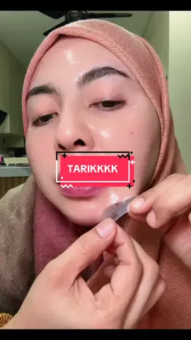 Ini namanya beauty is pain #wrappingmask 