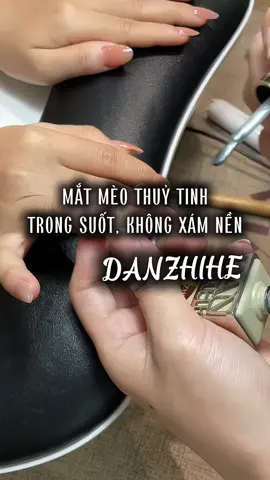 Mắt mèo yêu tinh trong suốt #xuhuongtiktok #nail #nailart #matmeoanhtrang 