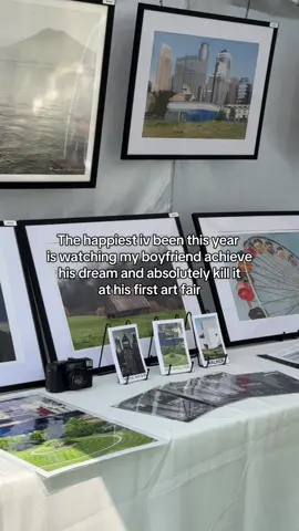 My heart can’t take it 😭🥹😍 #artist #photography #artfair #