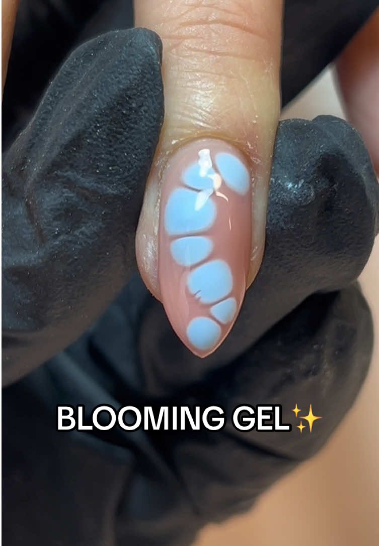 BLOOMING GEL✨ #bloominggel #bloominggelnails #tutorialbloominggel #tutorialnailart #nailarttutorial #nailart #nail #nails #nailgel #modelones #modelonesbloominggel #nailsartvideos 