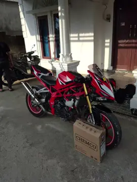 anjass sepatu baru @Muhammad Ibra #fyp #babyrr #cbr250rr #chamco 