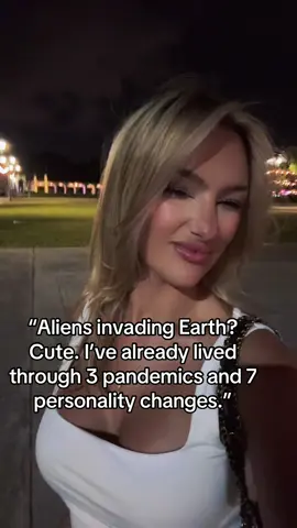 The level of nonchalance I’ll have when the alien mothership invades next year 🛸✨💅 #aliens #mothership 