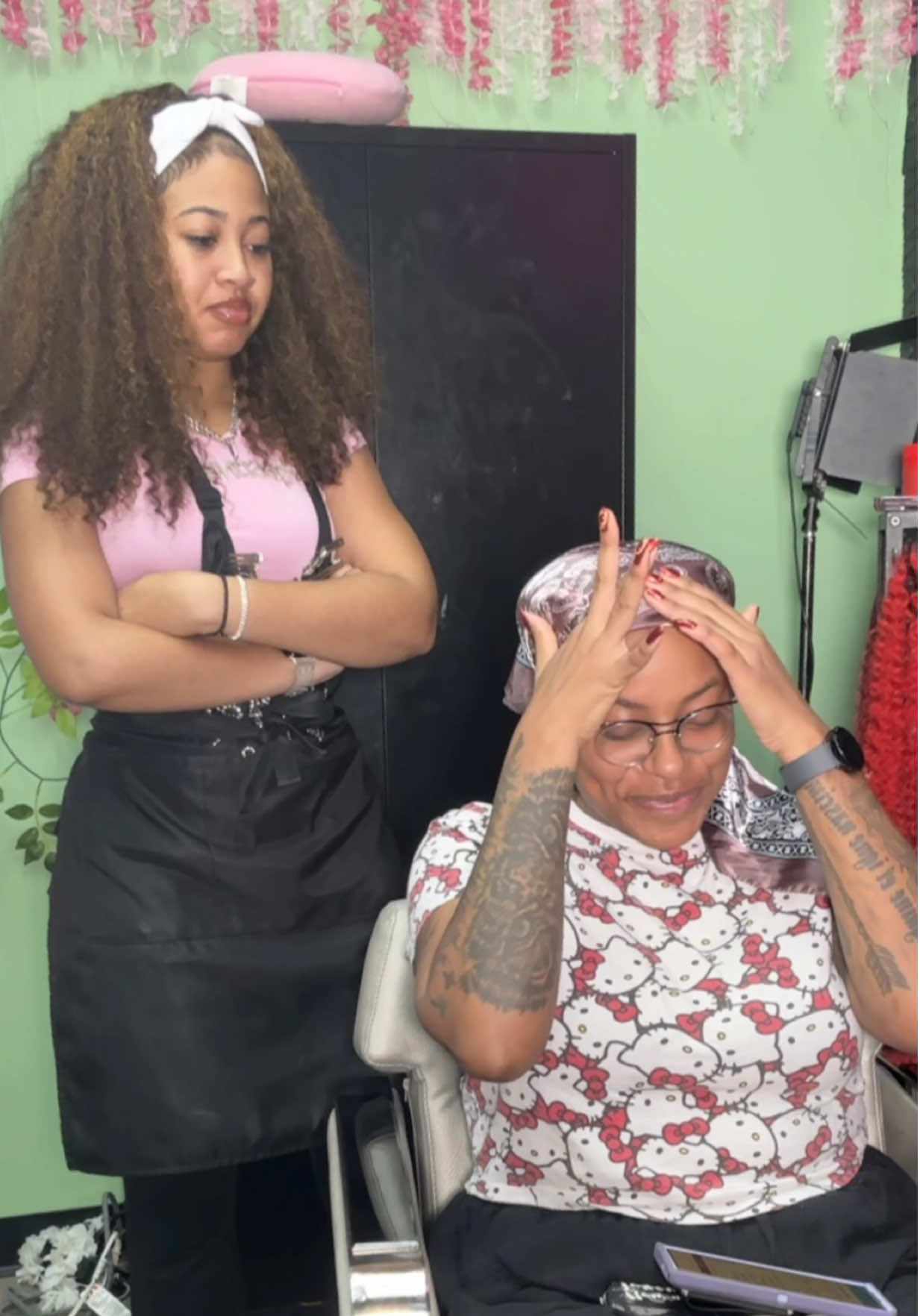then had the nerve to bribe me 😭 #detroitstylist #detroitbraider #detroithair #hair #hairstyles                    