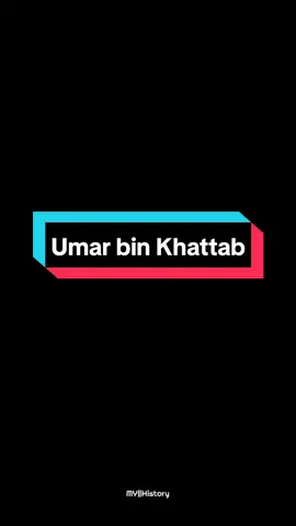 Sejarah Umar bin Khattab secara ringkas namun lengkap: Profil Singkat Nama lengkap: ʿUmar ibn al-Khaṭṭāb Lahir: Sekitar tahun 584 M di Mekkah Wafat: 644 M di Madinah Julukan: Al-Faruq (pembeda antara yang hak dan batil) Khalifah ke-2 dalam Khulafaur Rasyidin (setelah Abu Bakar Ash-Shiddiq) Masa Sebelum Masuk Islam Umar berasal dari suku Quraisy, dan dikenal sebagai orang yang tegas, cerdas, dan pemberani. Awalnya, menentang Islam dengan keras, bahkan sempat berniat membunuh Nabi Muhammad SAW. Namun setelah mendengar ayat-ayat Al-Qur'an (surat Thaha) yang dibacakan oleh adiknya (Fatimah binti Khattab), hatinya luluh dan masuk Islam di usia sekitar 27 tahun. Peran Setelah Masuk Islam Setelah masuk Islam, Umar menjadi pelindung dan pembela umat Muslim di Mekkah. Ia berani menunjukkan keislamannya secara terbuka dan ikut hijrah ke Madinah bersama Nabi dan para sahabat lainnya. Sebagai Khalifah Setelah wafatnya Abu Bakar Ash-Shiddiq, Umar diangkat menjadi khalifah kedua tahun 634 M. Pencapaian-pencapaiannya: 1. Perluasan wilayah Islam besar-besaran: Menaklukkan wilayah Kekaisaran Romawi Timur (Bizantium) dan Kekaisaran Persia. Termasuk wilayah Syam (Suriah), Mesir, Irak, dan Iran. 2. Administrasi pemerintahan: Membentuk sistem pemerintahan dan administrasi yang teratur. Mendirikan diwan (semacam catatan gaji tentara dan keuangan negara). Membentuk pengadilan dan pengangkatan hakim. 3. Kesejahteraan rakyat: Mendirikan baitul mal (perbendaharaan negara) untuk kepentingan rakyat. Menerapkan sistem pajak yang adil. Memperhatikan kesejahteraan rakyat, termasuk anak yatim, fakir miskin, dan janda. Wafatnya Umar Pada tahun 644 M, Umar ditusuk oleh seorang budak Persia bernama Abu Lu'lu'ah al-Majusi saat sedang memimpin salat Subuh di Masjid Nabawi. Luka tersebut membuatnya wafat beberapa hari kemudian. Warisan dan Pengaruh Umar bin Khattab dikenang sebagai pemimpin adil, bijaksana, dan kuat. Di bawah kepemimpinannya, Islam berkembang sangat pesat dan tertata. Dikenal sebagai salah satu khalifah terbaik dalam sejarah Islam. #umarbinkhattab #sahabatnabimuhammadsaw #katakatamotivasi #katakataumarbinkhattab #katakatatokohdunia #katakatabijak #katakata #sejarahislam #History #fypp #fyppppppppppppppppppppppp #fyppppppppppppppppppppppp #fyppppppppppppppppppppppp #fyppppppppppppppppppppppp #fyppppppppppppppppppppppp 
